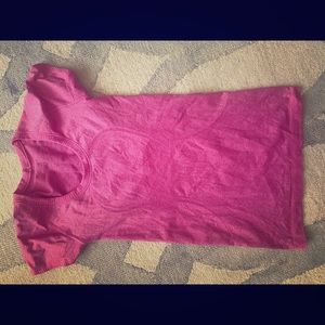 Lululemon pink workout top